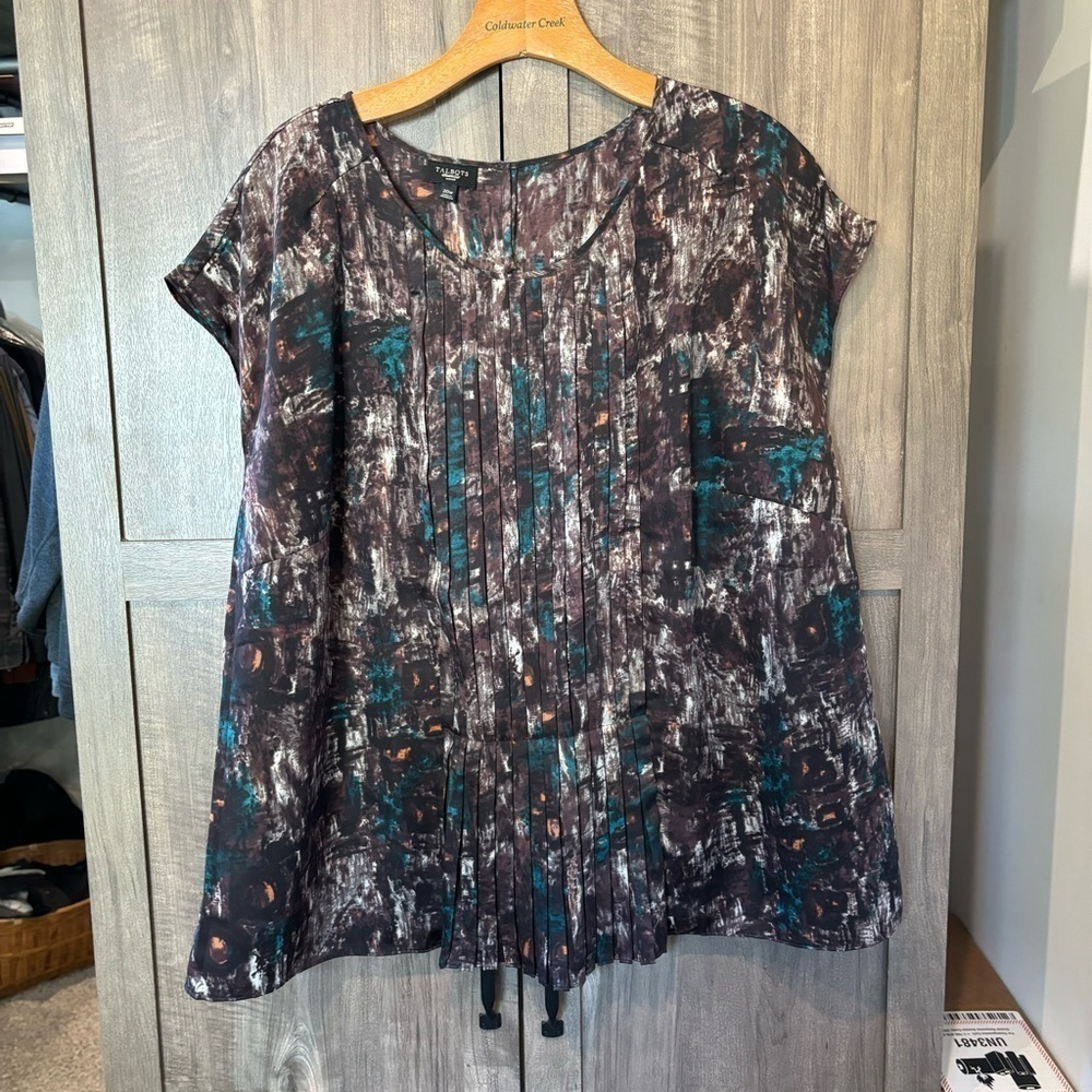 Talbots Woman 20W Top Blouse Pleated Front Cap Sleeve